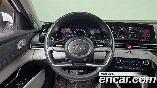 Hyundai AVANTE Avante (CN7) — Фото автомобиля 13