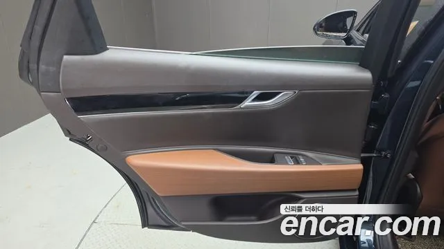 Genesis G80 RG3 — Фото автомобиля 14