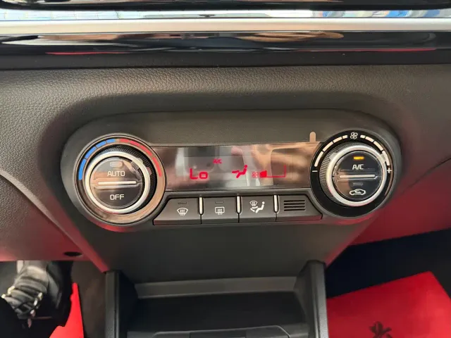 Kia KX1 — Фото автомобиля 12