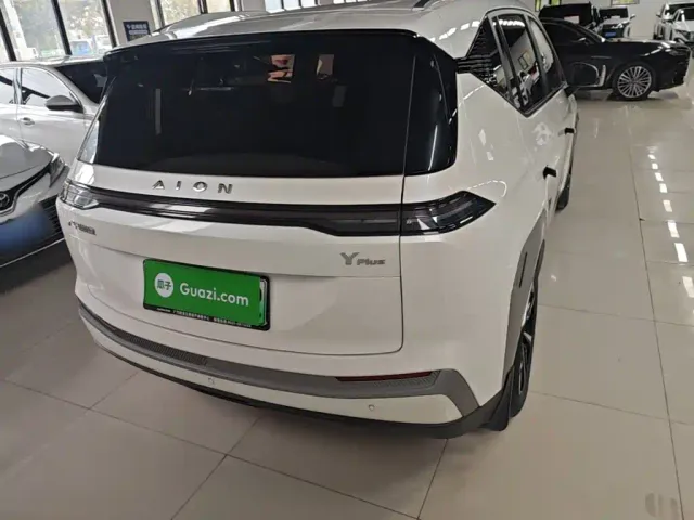 GAC Aion Y — Фото автомобиля 5