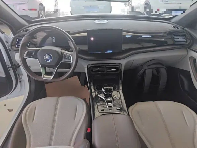 BYD Qin PLUS — Фото автомобиля 9