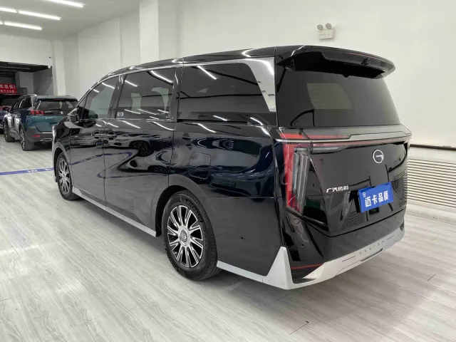 GAC Trumpchi Trumpchi E9 2023 E9 Grandmaster — Фото автомобиля 6