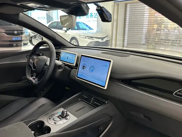 BYD Seal 06 — Фото автомобиля 13