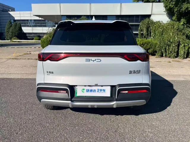 BYD Yuan UP — Фото автомобиля 5