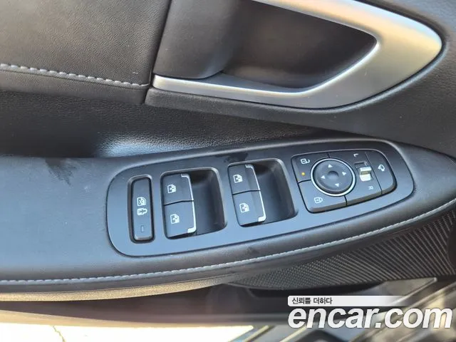 Hyundai Sonata — Фото автомобиля 11