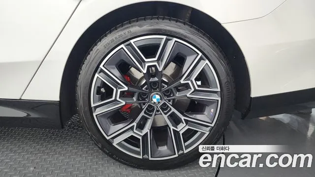 BMW 5-Series 5 серия (G60) 530i xDrive M Sport Pro Special Edition — Фото автомобиля 19