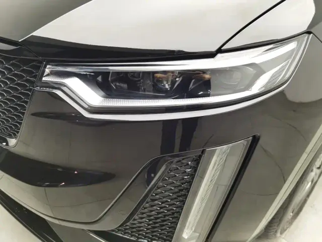 Cadillac XT6 — Фото автомобиля 7