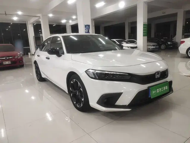 Honda Civic — Фото автомобиля 3