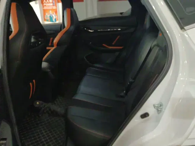 Changan Oushang X5 — Фото автомобиля 16