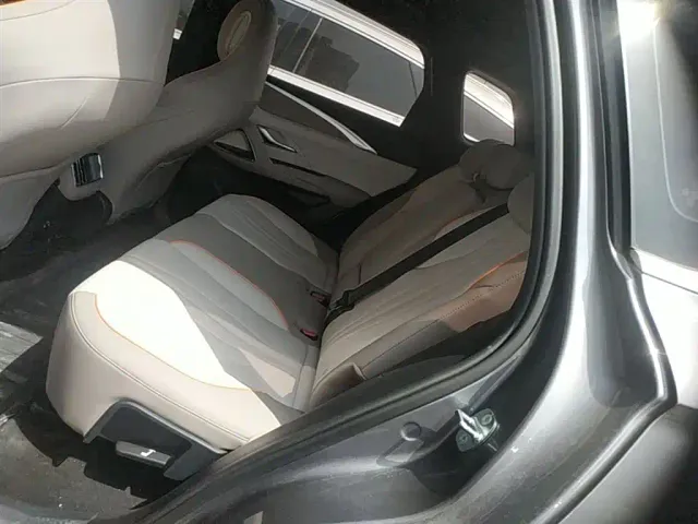 BYD Song Pro — Фото автомобиля 16
