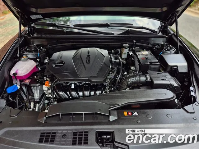 Hyundai Grandeur Grandeur (GN7) 2.5 Бензин 2WD — Фото автомобиля 20