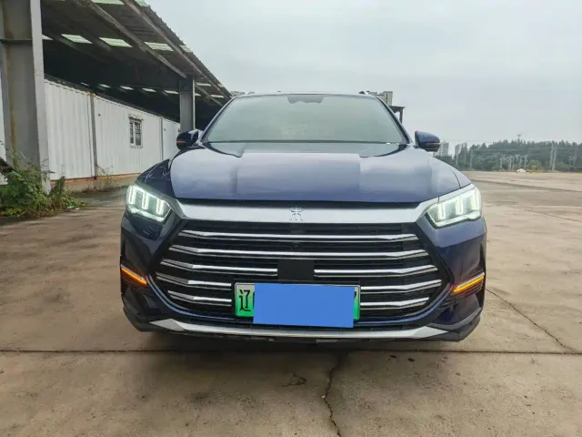 BYD Song Pro — Фото автомобиля 2