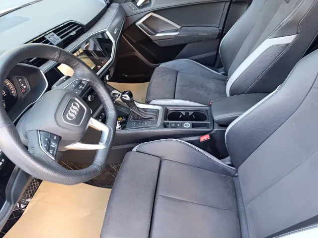 Audi Q3 — Фото автомобиля 10