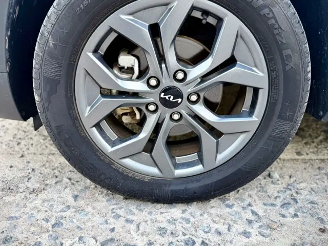 Kia Seltos — Фото автомобиля 9
