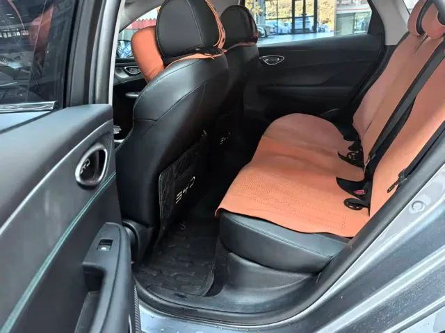 BYD Seal 05 DM-i — Фото автомобиля 5