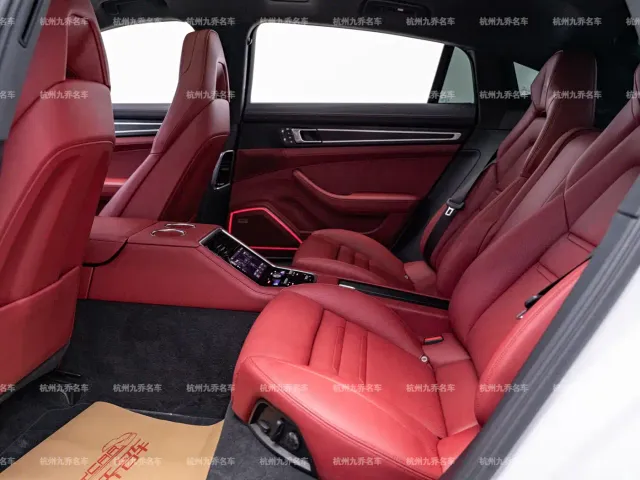 Porsche Panamera — Фото автомобиля 14