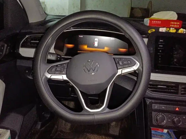 Volkswagen Tharu — Фото автомобиля 15