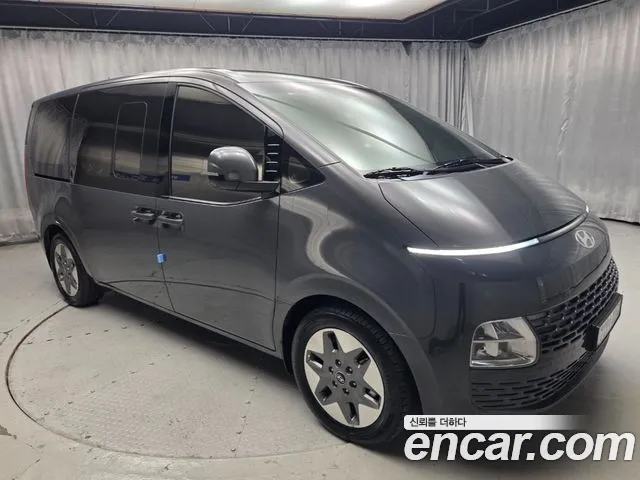 Hyundai Staria — Фото автомобиля 3