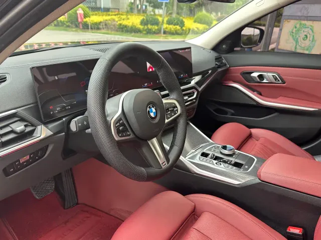 BMW 3 Series — Фото автомобиля 12