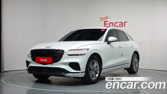 Фотография автомобиля — Genesis GV70 2.5T Бензин 2WD