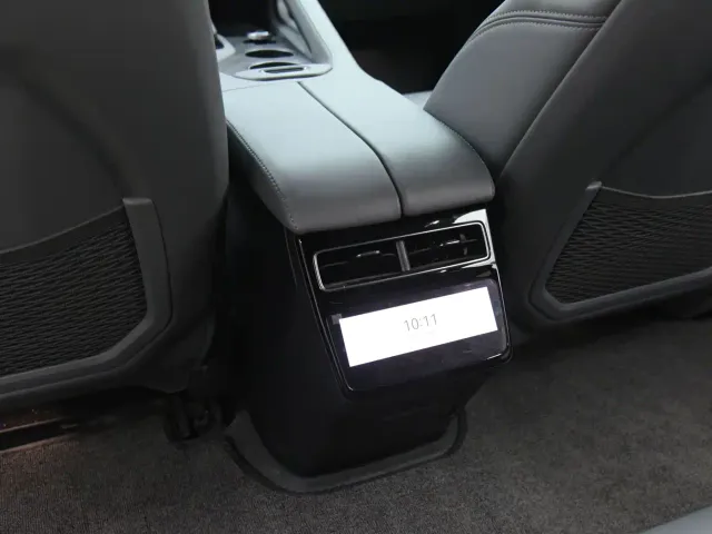 Zeekr 001 — Фото автомобиля 9
