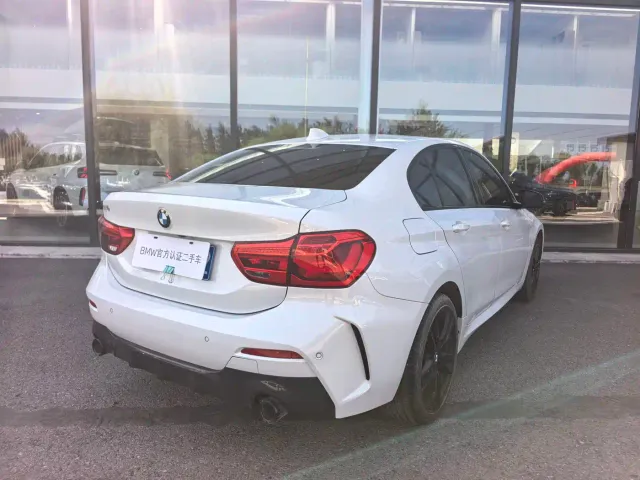 BMW 1 Series — Фото автомобиля 5