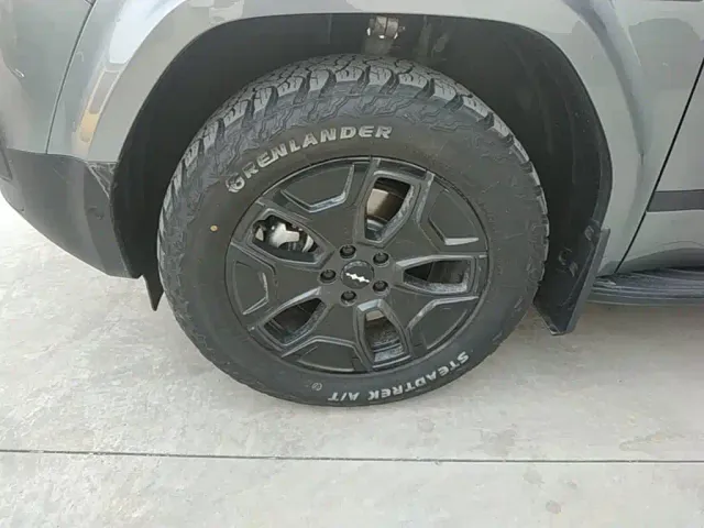 BYD FangChengBao Titanium 7 — Фото автомобиля 22