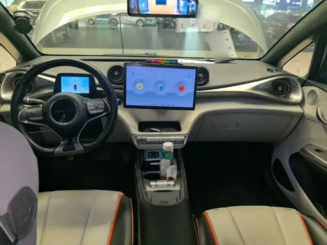 BYD Dolphin — Фото автомобиля 9