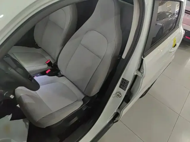 Leapmotor Leapmotor T03 2023 310 Light Edition — Фото автомобиля 14