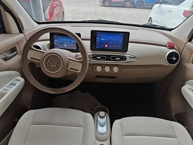 Wuling Hongguang Mini EV — Фото автомобиля 9
