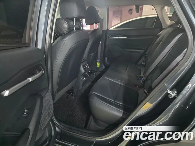 Kia Seltos — Фото автомобиля 6