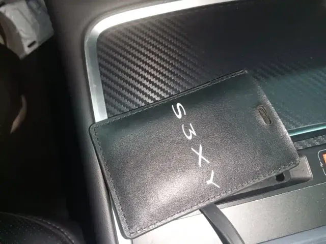 Tesla Model Y — Фото автомобиля 8