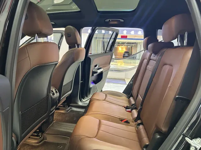 Mercedes-Benz GLB-Class — Фото автомобиля 6