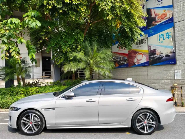 Jaguar XEL — Фото автомобиля 4