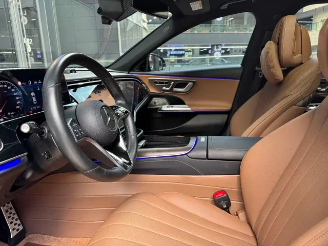 Mercedes-Benz E-Class — Фото автомобиля 8