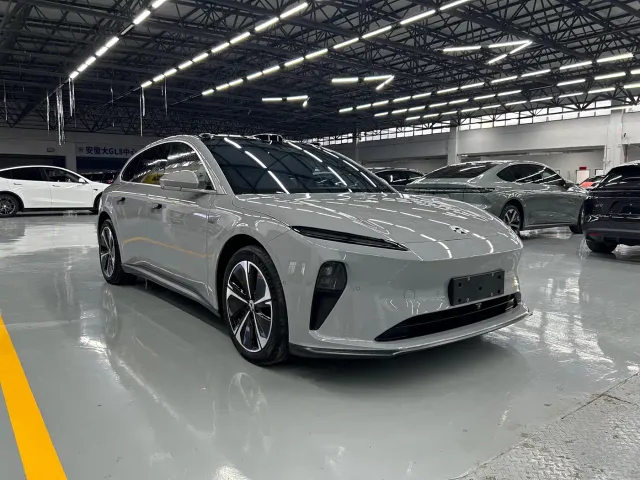 Nio ET5 Touring — Фото автомобиля 3