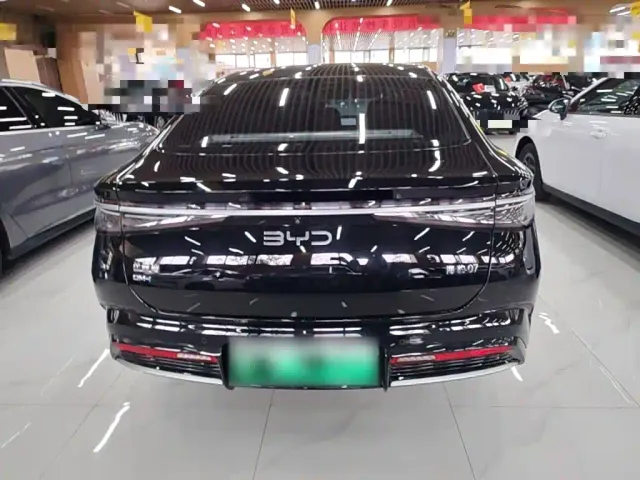 BYD Seal 07 DM-i — Фото автомобиля 5