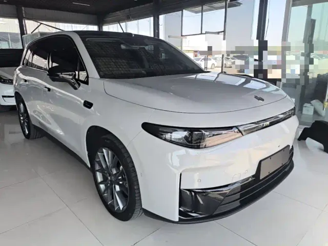 Leapmotor C10 — Фото автомобиля 3