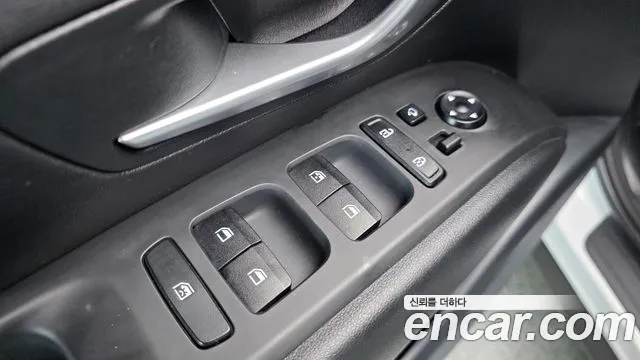Hyundai Tucson Tucson (NX4) Бензин 1.6 турбо 2WD — Фото автомобиля 12
