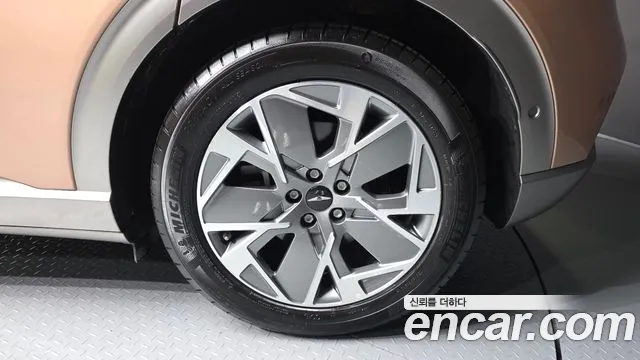 Genesis GV60 — Фото автомобиля 4