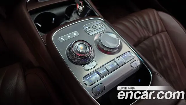 Genesis G90 Бензин 3.5 турбо AWD — Фото автомобиля 9