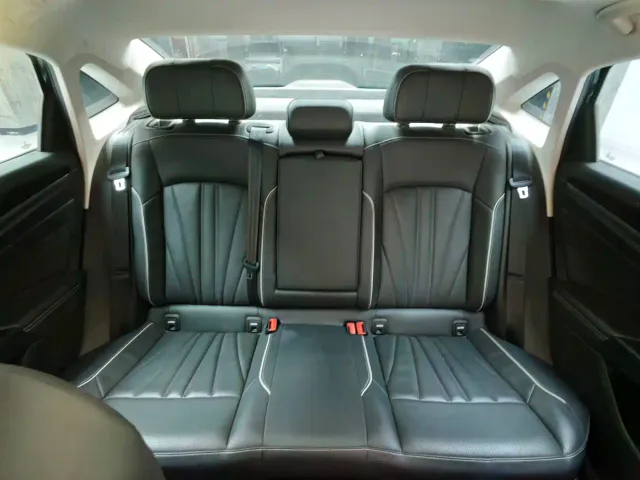 Volkswagen Passat — Фото автомобиля 13