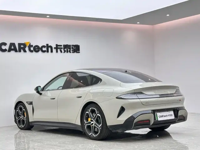 Xiaomi SU7 — Фото автомобиля 3