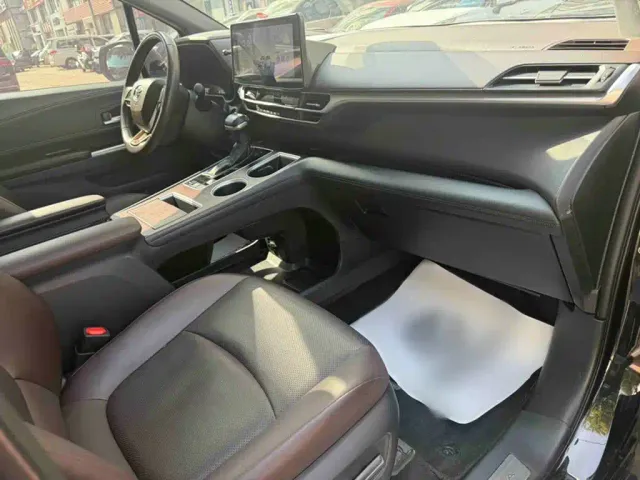 Toyota Granvia — Фото автомобиля 4