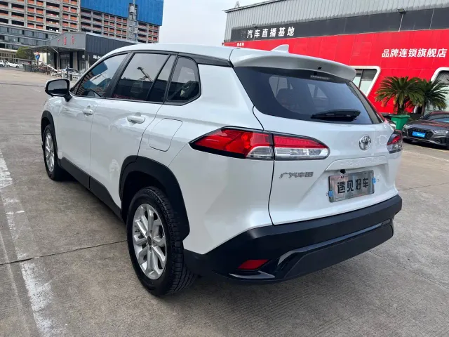Toyota Frontlander — Фото автомобиля 15
