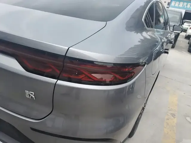 BYD Han — Фото автомобиля 7