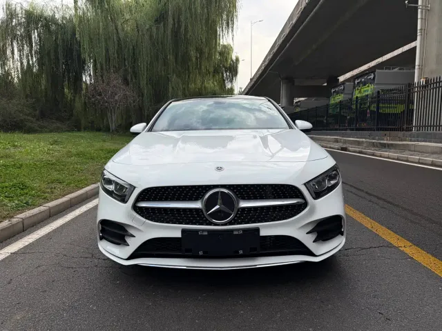 Mercedes-Benz A-Class — Фото автомобиля 2