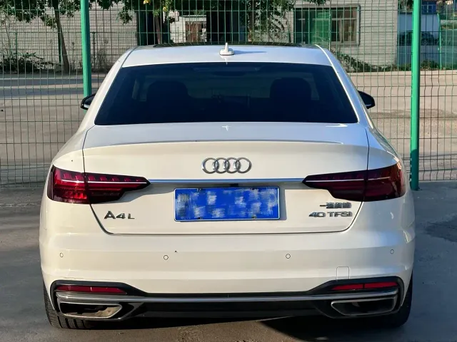 Audi A4L — Фото автомобиля 8