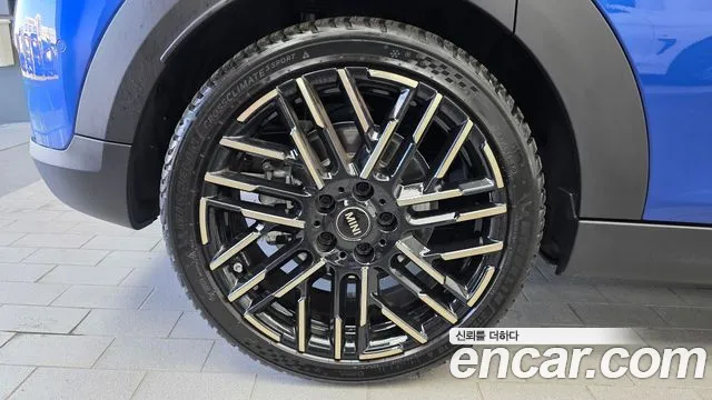 MINI Cooper 4th Gen — Фото автомобиля 5