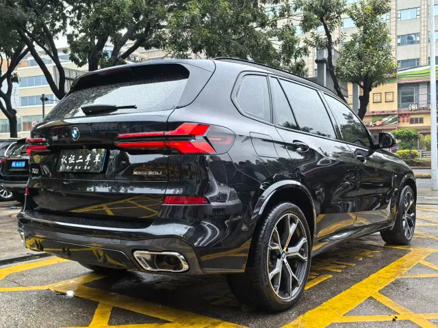 BMW X5 — Фото автомобиля 6